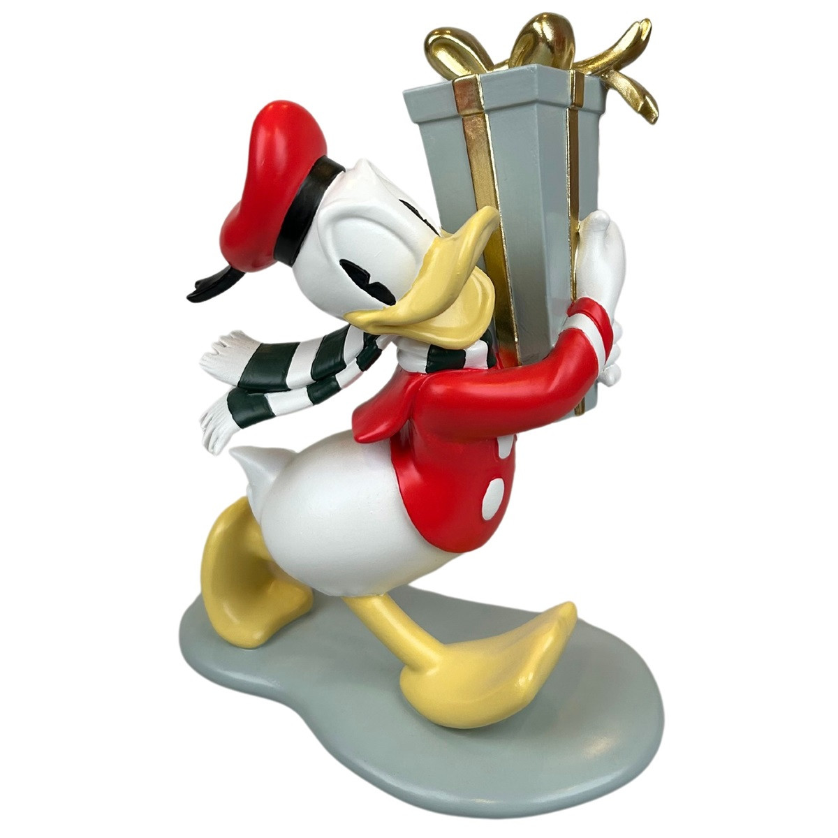Weihnachtsfigur Donald mit Geschenk - DN25213 - Christmas Inspirations Disney Disney Weihnachtsfigur Weihnachtsfigur Donald mit Geschenk - DN25213 - Christmas Inspirations Disney Disney Weihnachtsfigur