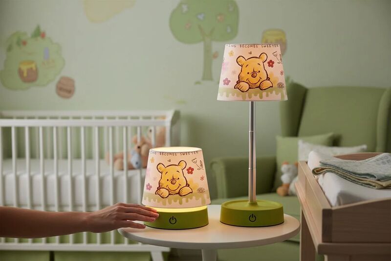 Disney LED-Tischleuchte Winnie Puuh - Winnie Pooh grün, höhenverstellbar 183018 - Disney Nachttischlampe - Disney Lampe