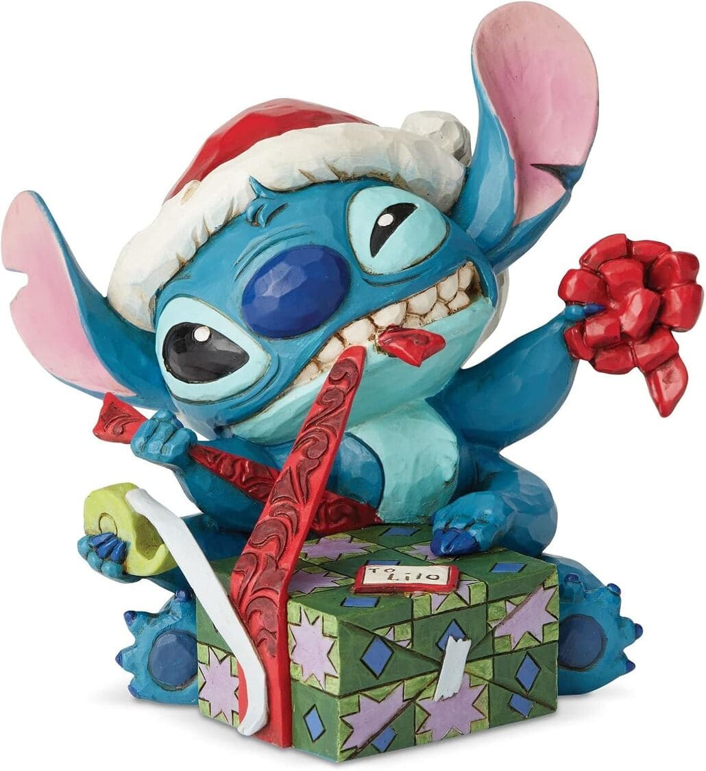 Bad Wrap / Schlechte Verpackung - Stitch mit Weihnachtsmütze und Geschenk Disney Traditions 6002833 Bad Wrap / Schlechte Verpackung - Stitch mit Weihnachtsmütze und Geschenk Disney Traditions 6002833