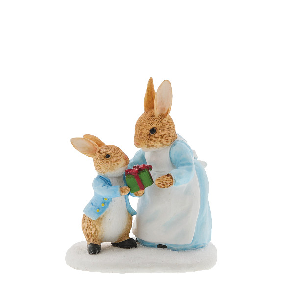 a30256 Beatrix Potter, Beatrix Potter Collection, Peter Rabbit, Peter Hase, A30256, Mrs. Rabbit Passing Peter Rabbit a Present